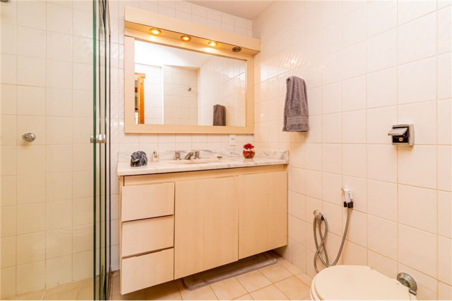Imagem Imóvel com 2 Quartos à Venda, em Bela Vista - Porto Alegre Imagem Imóvel com 2 Quartos à Venda, em Bela Vista - Porto Alegre