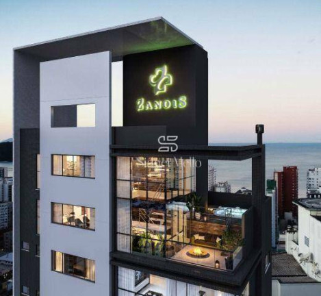 Cobertura com 3 Quartos à Venda, 210 m² em 2 Quadra Centro - Balneário Camboriú