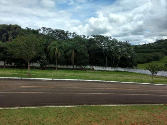 Imagem Terreno à Venda, 742 m² em Curitibanos - Bragança Paulista Imagem Terreno à Venda, 742 m² em Curitibanos - Bragança Paulista