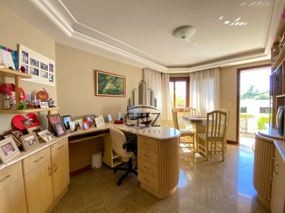 Imagem Casa com 5 Quartos à Venda, 500 m² em Centro I - Brusque