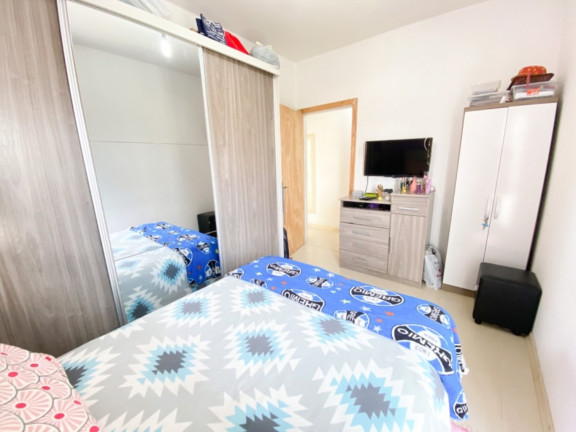 Imagem Imóvel com 2 Quartos à Venda, 55 m² em Passo Da Areia - Porto Alegre
