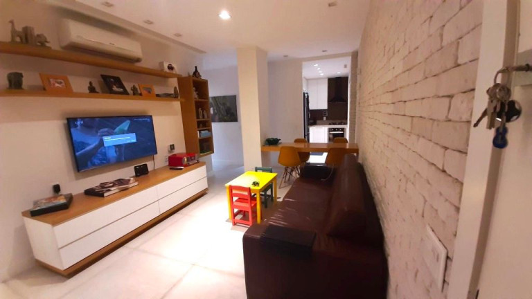Imagem Apartamento com 2 Quartos à Venda, 87 m² em Urca - Rio De Janeiro Imagem Apartamento com 2 Quartos à Venda, 87 m² em Urca - Rio De Janeiro