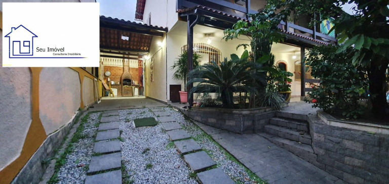 Imagem Casa com 3 Quartos à Venda, 208 m² em Pechincha - Rio De Janeiro