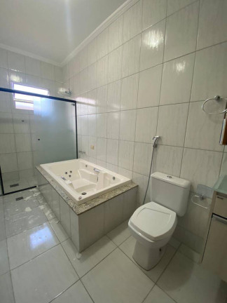 Imagem Casa com 3 Quartos à Venda, 250 m² em Vila Prosperidade - Taubaté Imagem Casa com 3 Quartos à Venda, 250 m² em Vila Prosperidade - Taubaté