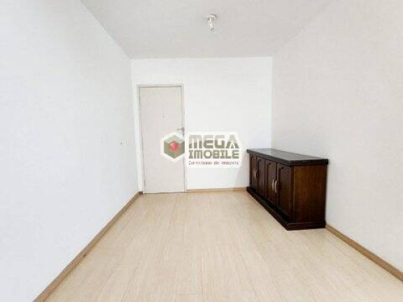Imagem Apartamento com 2 Quartos à Venda, 69 m² em Centro - Florianópolis
