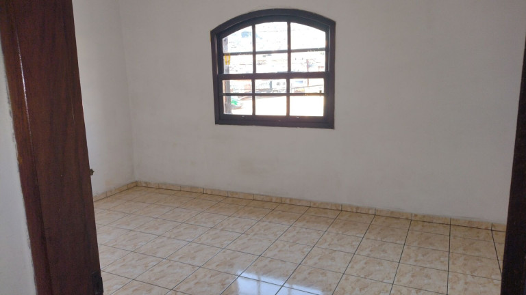 Sobrado com 4 Quartos à Venda, 310 m² em Jardim Das Maravilhas - Santo André