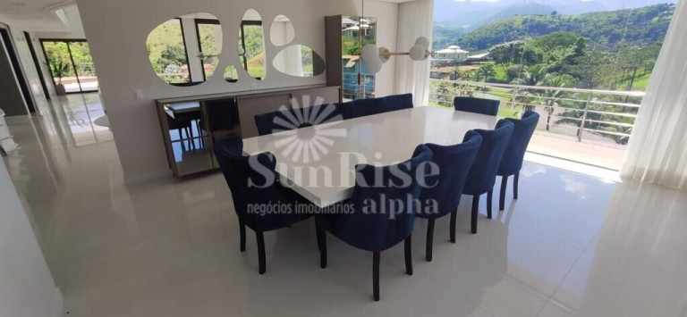Imagem Casa com 7 Quartos à Venda, 764 m² em Centro - Cachoeiras De Macacu