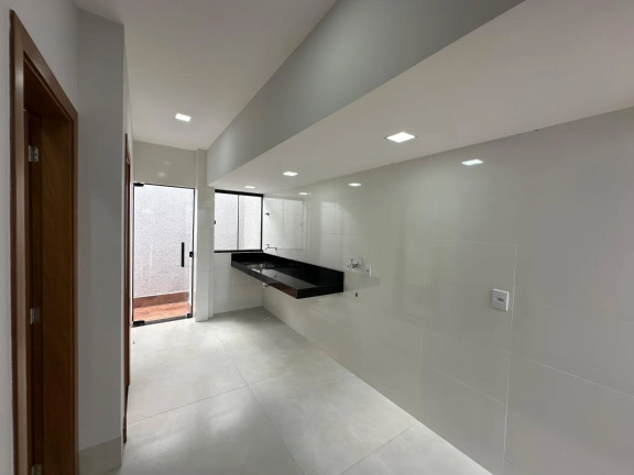 Imagem Casa com 4 Quartos à Venda, 290 m² em Jardim Vila Boa - Goiania