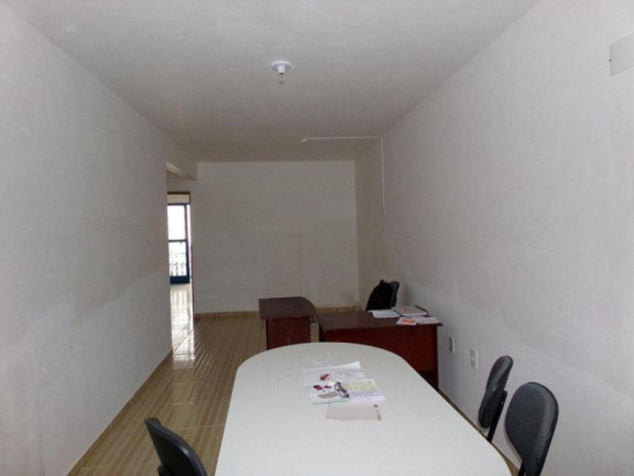 Imagem Casa com 3 Quartos à Venda, 300 m² em Vila Iapi - Taubaté