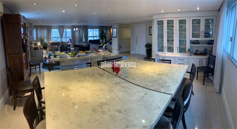 Imagem Apartamento com 3 Quartos à Venda, 268 m² em Itaim Bibi - São Paulo Imagem Apartamento com 3 Quartos à Venda, 268 m² em Itaim Bibi - São Paulo