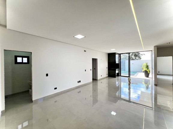 Imagem Casa com 3 Quartos à Venda, 240 m² em Recanto Tropical - Cascavel