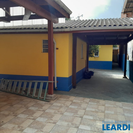 Casa com 3 Quartos para Alugar, 130 m² em Vila Leopoldina - Santo André