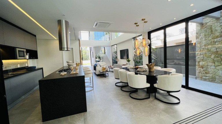 Imagem Casa com 6 Quartos à Venda, 380 m² em Riviera De São Lourenço - Bertioga Imagem Casa com 6 Quartos à Venda, 380 m² em Riviera De São Lourenço - Bertioga