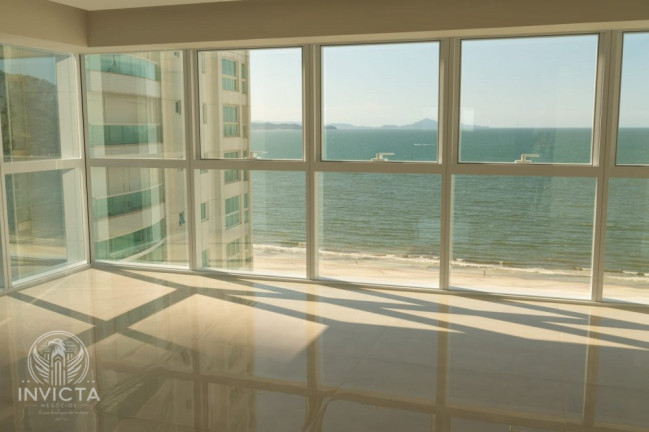 Imagem Apartamento com 4 Quartos à Venda, 194 m² em Centro - Balneário Camboriú Imagem Apartamento com 4 Quartos à Venda, 194 m² em Centro - Balneário Camboriú