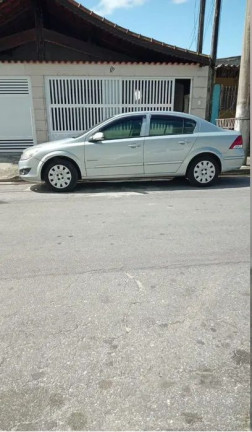 Imagem Imóvel com 2 Quartos à Venda, 59 m² em Princesa - Praia Grande Imagem Imóvel com 2 Quartos à Venda, 59 m² em Princesa - Praia Grande