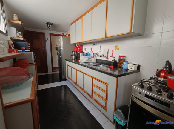 Imagem Imóvel com 2 Quartos à Venda, 100 m² em Várzea - Teresópolis Imagem Imóvel com 2 Quartos à Venda, 100 m² em Várzea - Teresópolis