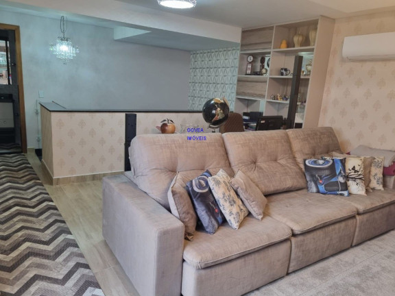 Imagem Casa com 4 Quartos à Venda, 295 m² em Santa Cândida - Curitiba Imagem Casa com 4 Quartos à Venda, 295 m² em Santa Cândida - Curitiba