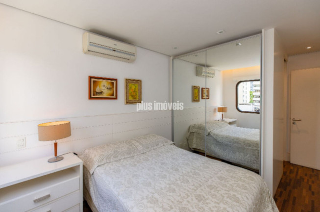 Imagem Apartamento com 3 Quartos à Venda, 120 m² em Moema - São Paulo Imagem Apartamento com 3 Quartos à Venda, 120 m² em Moema - São Paulo