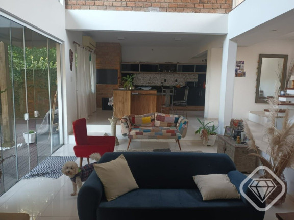 Imagem Casa com 3 Quartos à Venda,  em Ipanema - Porto Alegre