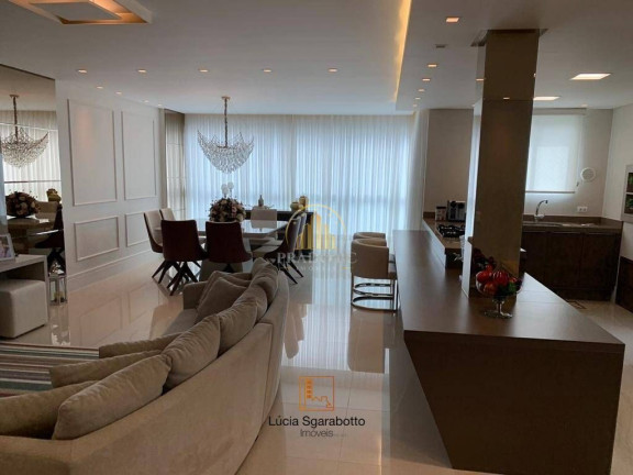 Imagem Apartamento com 3 Quartos à Venda, 225 m² em Centro - Balneário Camboriú