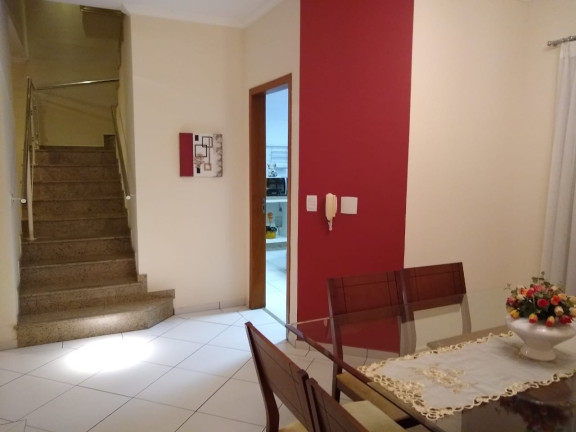 Imagem Sobrado com 3 Quartos à Venda, 220 m² em Jardim Maria Augusta - Taubaté Imagem Sobrado com 3 Quartos à Venda, 220 m² em Jardim Maria Augusta - Taubaté
