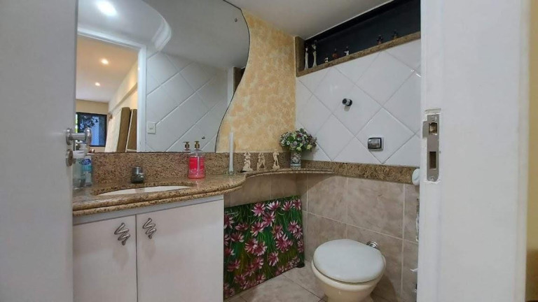Imagem Imóvel com 4 Quartos à Venda, 240 m² em Parnamirim - Recife
