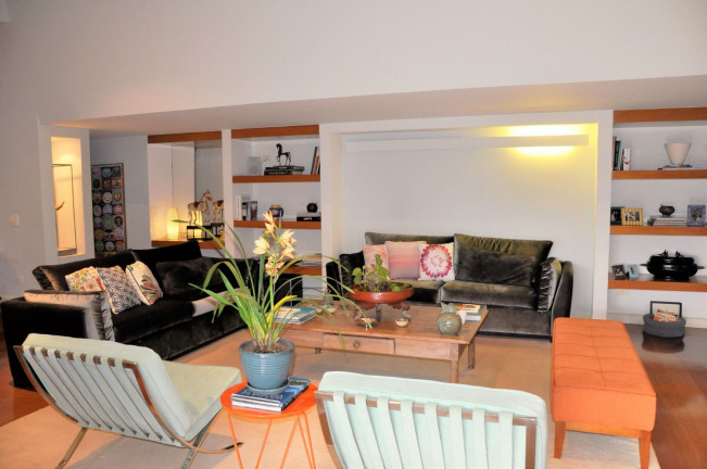 Imagem Casa de Condomínio com 7 Quartos à Venda, 442 m² em Granja Viana - Cotia Imagem Casa de Condomínio com 7 Quartos à Venda, 442 m² em Granja Viana - Cotia
