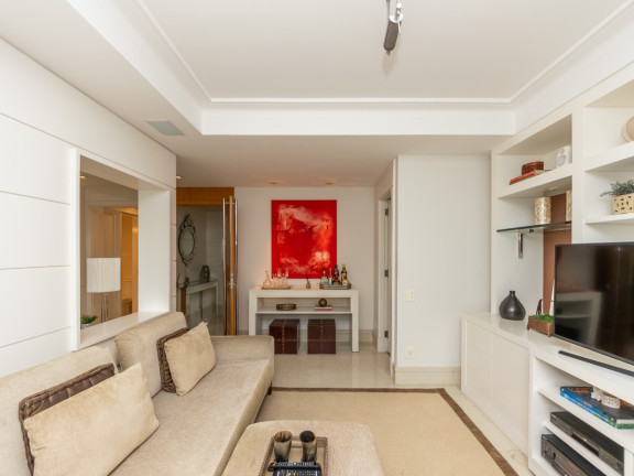 Imagem Apartamento com 3 Quartos à Venda, 243 m² em Moema - São Paulo
