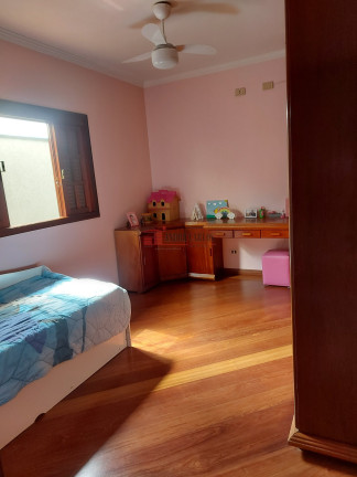 Imagem Sobrado com 5 Quartos à Venda, 303 m² em City Bussocaba - Osasco