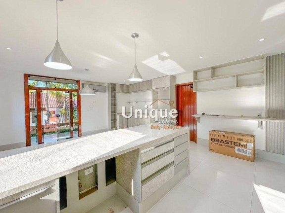 Imagem Casa com 5 Quartos à Venda, 700 m² em Barra Da Tijuca - Rio De Janeiro Imagem Casa com 5 Quartos à Venda, 700 m² em Barra Da Tijuca - Rio De Janeiro