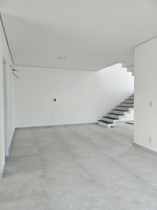 Imagem Casa com 3 Quartos à Venda, 250 m² em Ponta Negra - Manaus