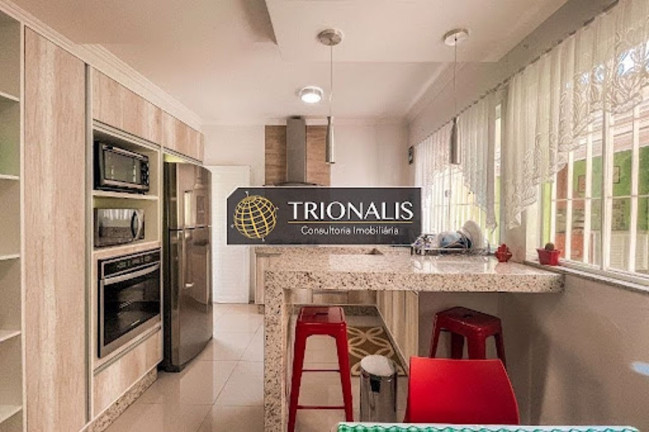 Imagem Casa com 3 Quartos à Venda, 190 m² em Nova Cerejeira - Atibaia Imagem Casa com 3 Quartos à Venda, 190 m² em Nova Cerejeira - Atibaia