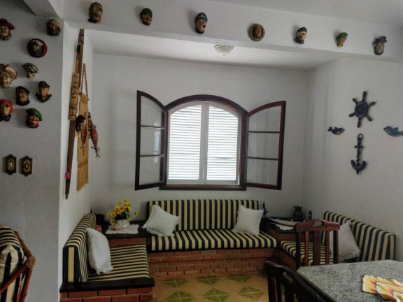 Imagem Sobrado com 4 Quartos à Venda, 250 m² em Cocanha - Caraguatatuba Imagem Sobrado com 4 Quartos à Venda, 250 m² em Cocanha - Caraguatatuba