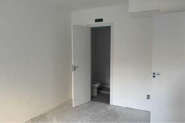 Imagem Imóvel com 2 Quartos à Venda,  em Santa Cecília - Porto Alegre