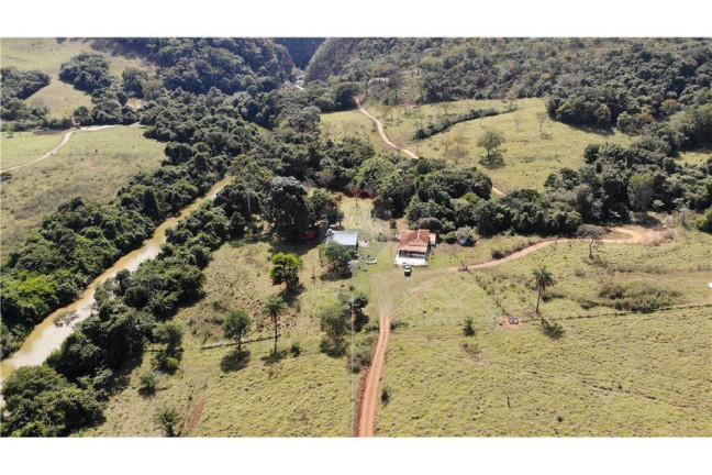 Imagem Fazenda à Venda, 720.000 m² em Centro - São Roque De Minas