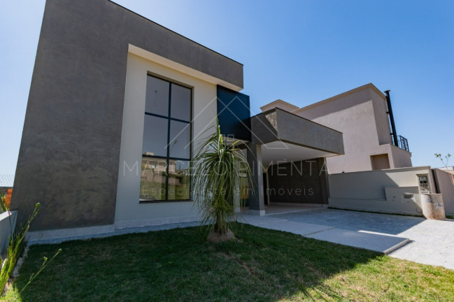 Casa com 3 Quartos à Venda, 300 m² em Roncáglia - Valinhos