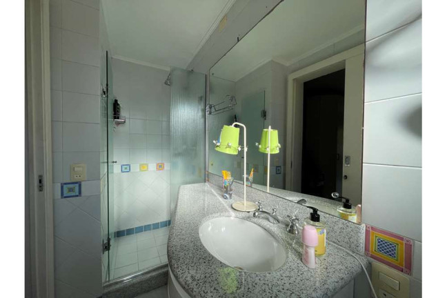 Imagem Apartamento com 3 Quartos à Venda, 100 m² em Moinhos De Vento - Porto Alegre