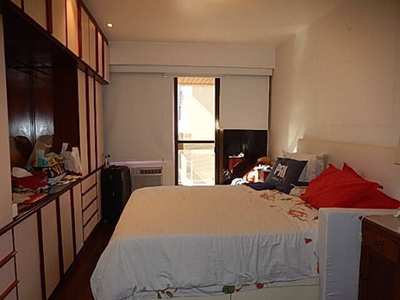 Imagem Apartamento com 4 Quartos à Venda, em Ipanema - Rio De Janeiro Imagem Apartamento com 4 Quartos à Venda, em Ipanema - Rio De Janeiro