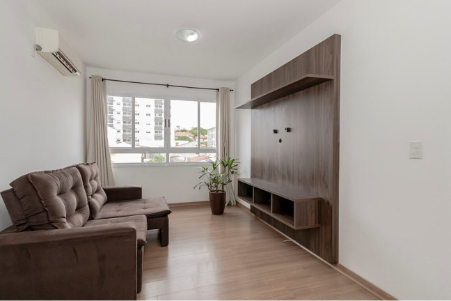 Imagem Imóvel com 2 Quartos à Venda, 66 m² em Cristo Redentor - Porto Alegre Imagem Imóvel com 2 Quartos à Venda, 66 m² em Cristo Redentor - Porto Alegre