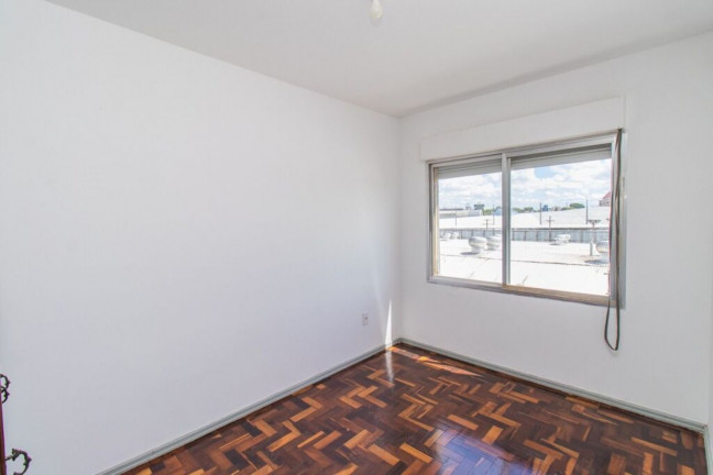 Imagem Imóvel com 2 Quartos à Venda, 44 m² em Jardim Itu - Porto Alegre Imagem Imóvel com 2 Quartos à Venda, 44 m² em Jardim Itu - Porto Alegre