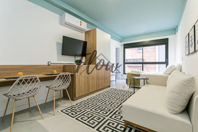 Apartamento com 1 Quarto à Venda, 30 m² em Pantanal - Florianópolis