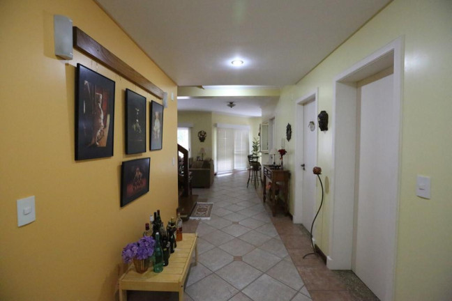 Imagem Casa com 4 Quartos à Venda, 290 m² em Sarandi - Porto Alegre