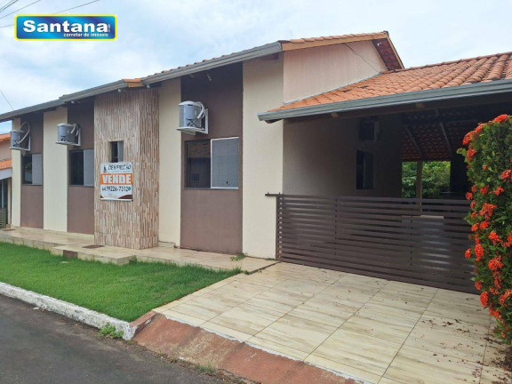 Casa com 4 Quartos à Venda, 225 m² em Residencial Village - Caldas Novas