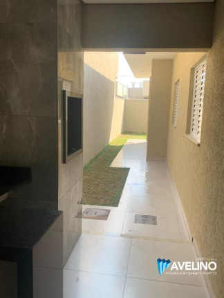 Imagem Casa com 3 Quartos à Venda, 93 m² em Jardim Itamaracá - Campo Grande