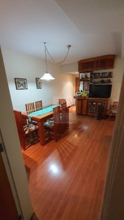 Imagem Apartamento com 3 Quartos à Venda, 105 m² em Menino Deus - Porto Alegre Imagem Apartamento com 3 Quartos à Venda, 105 m² em Menino Deus - Porto Alegre