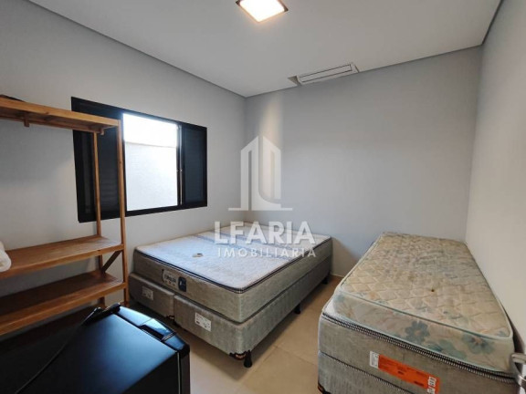 Imagem Sobrado com 5 Quartos à Venda, 232 m² em Itapema Do Saí - Itapoá