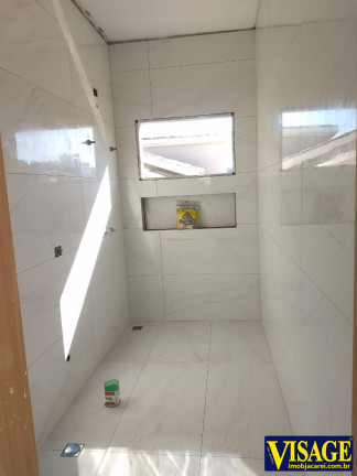 Imagem Casa com 3 Quartos à Venda, 375 m² em Jd. Coleginho - Jacareí Imagem Casa com 3 Quartos à Venda, 375 m² em Jd. Coleginho - Jacareí