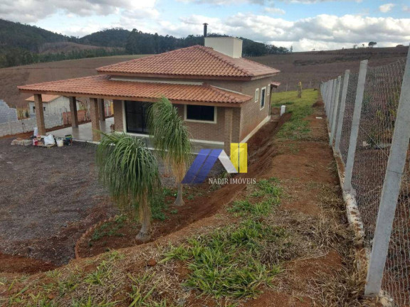 Imagem Chácara com 2 Quartos à Venda, 1.653 m² em Afonsos - Pouso Alegre Imagem Chácara com 2 Quartos à Venda, 1.653 m² em Afonsos - Pouso Alegre