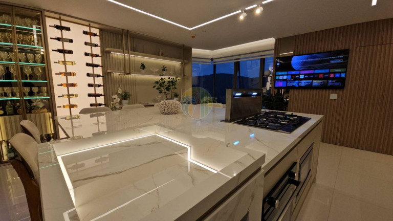 Imagem Apartamento com 4 Quartos à Venda, 265 m² em Barra Sul - Balneário Camboriú Imagem Apartamento com 4 Quartos à Venda, 265 m² em Barra Sul - Balneário Camboriú