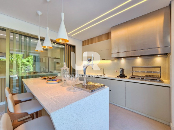 Imagem Casa com 6 Quartos à Venda, 429 m² em Riviera - Bertioga
